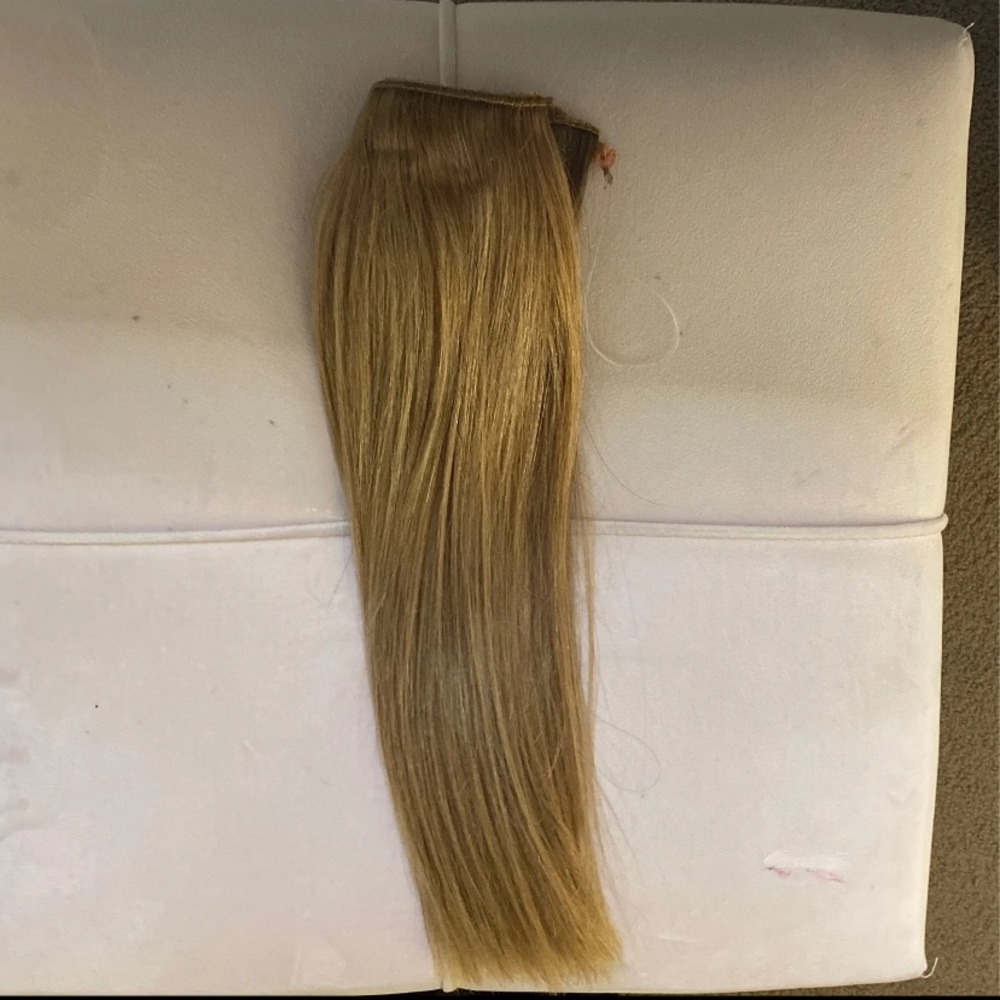 BRAND NEW Zala Halo Hair Extensions